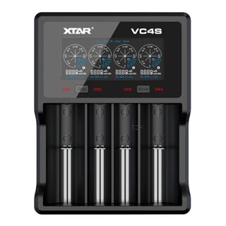 VC4S  - Ladegerät mit Display für Li-Ion-Akkus 3,6V/3,7V inkl. USB-Kabel - Xtar